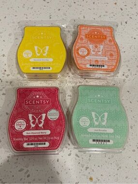 Scentsy Wax Bar 4 pack - NEW 🍓🍊
